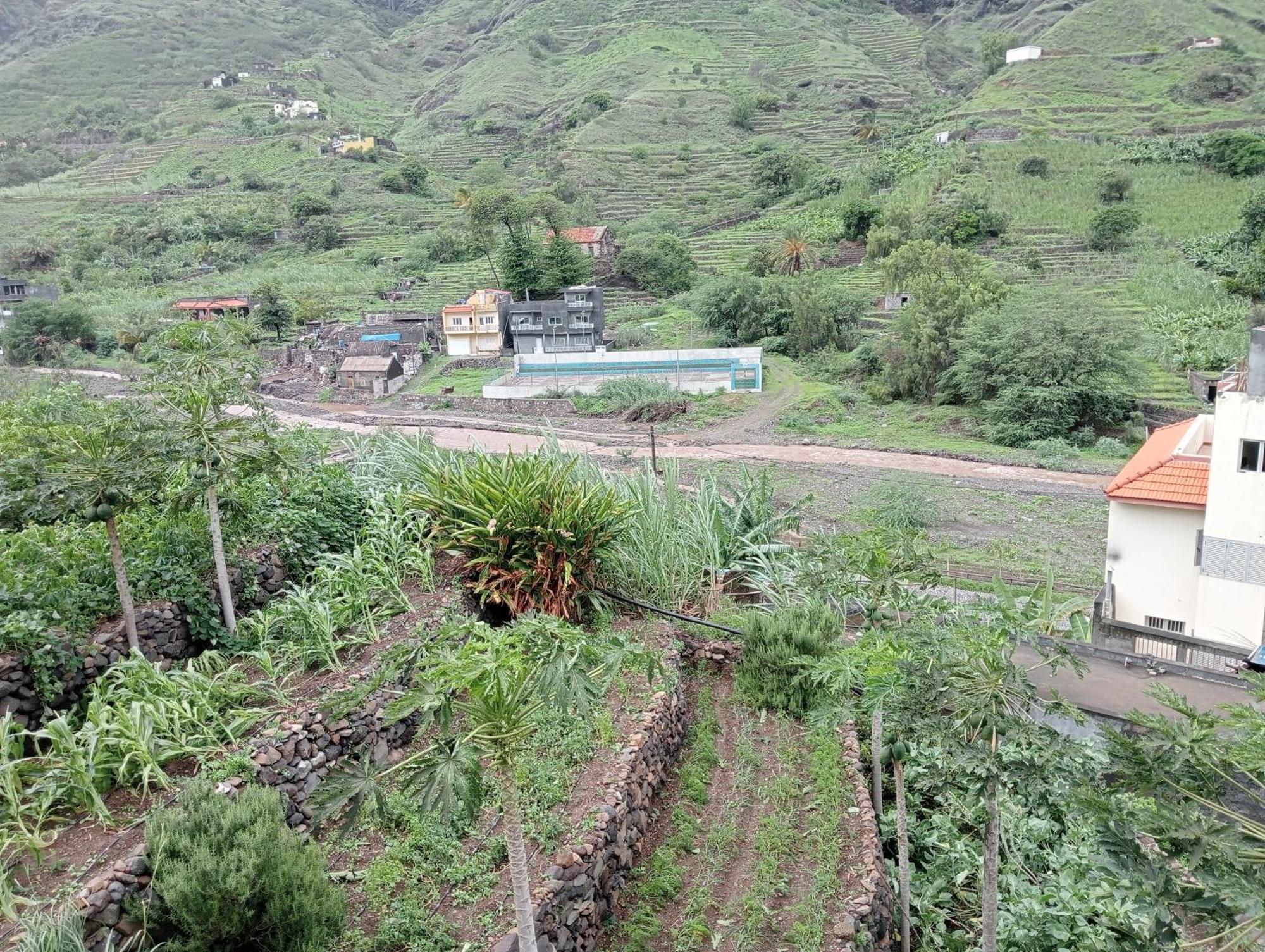 Bentub Home Pousada Ribeira Grande Екстер'єр фото